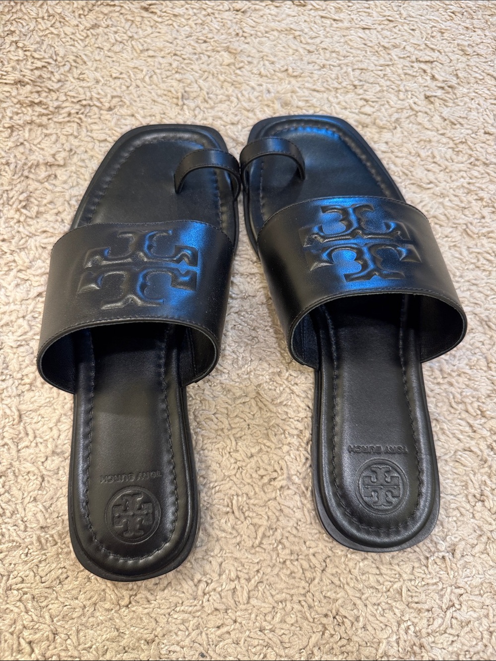 Tory Burch Black Toe Ring Sandals - Picture 3 of 4